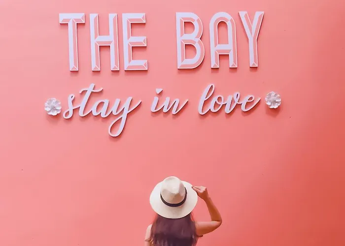 The Bay - Homestay Ha Long