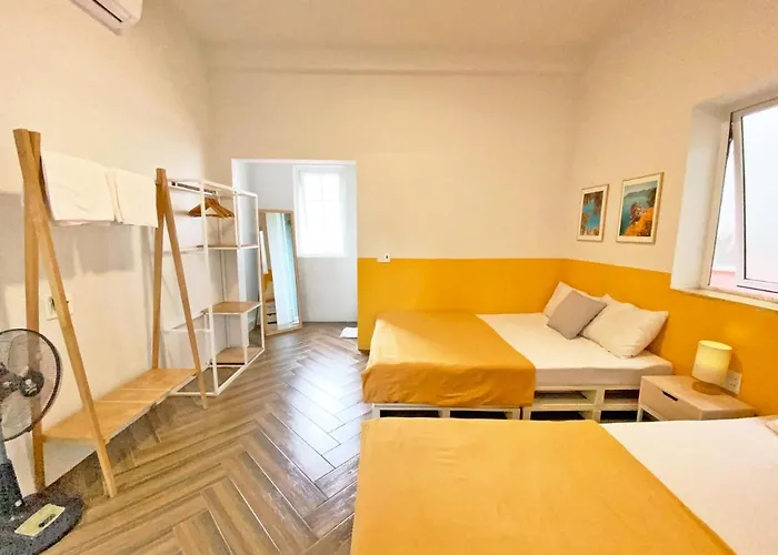 The Bay - Homestay Ha Long